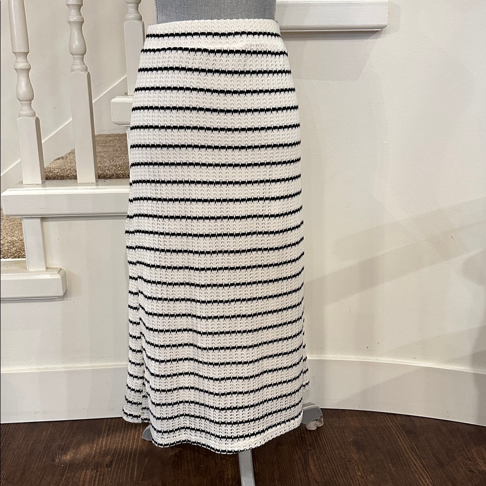 Nwt. Hayden Los angeles crocheted skirt